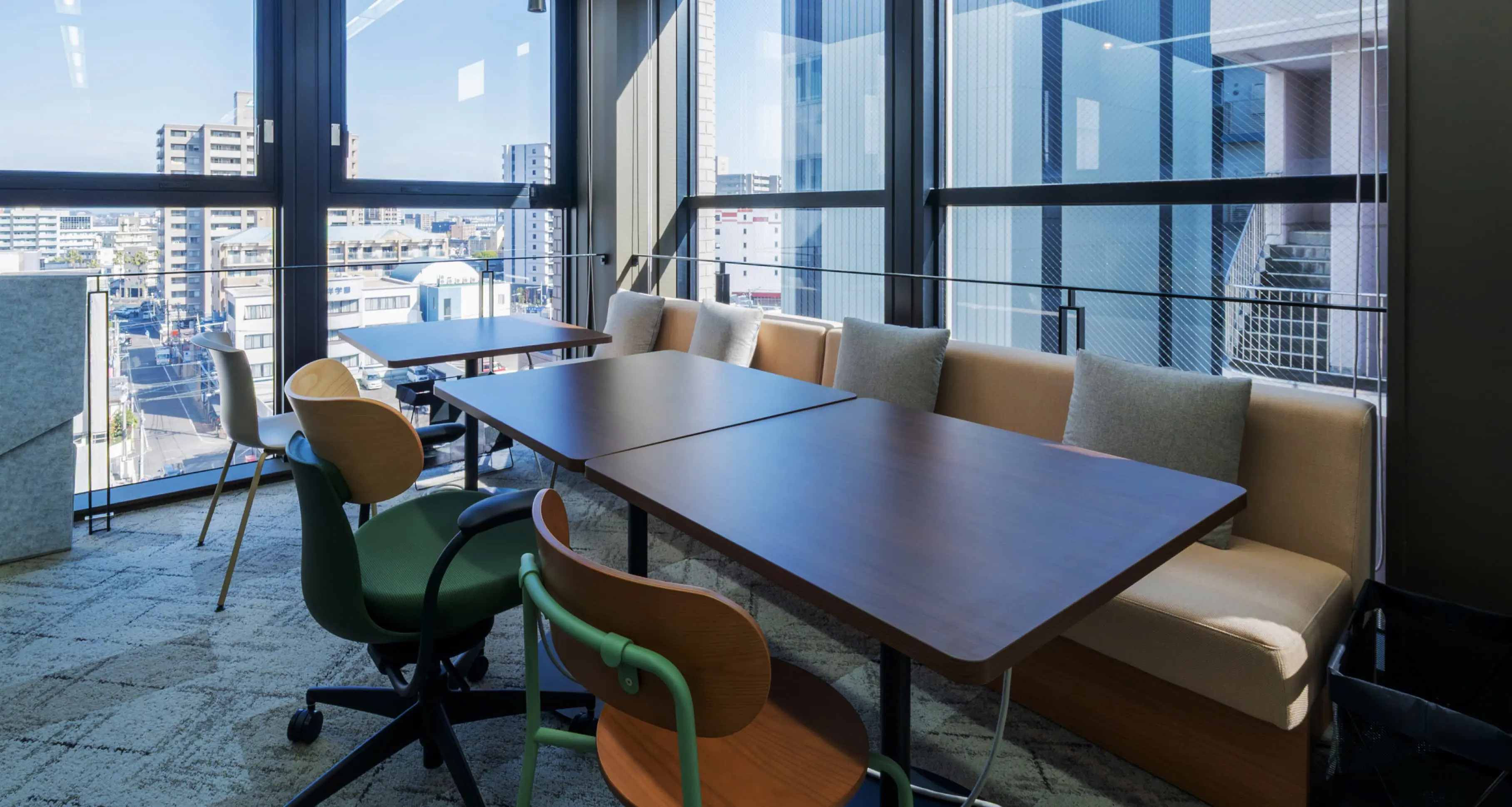 ライブオフィス